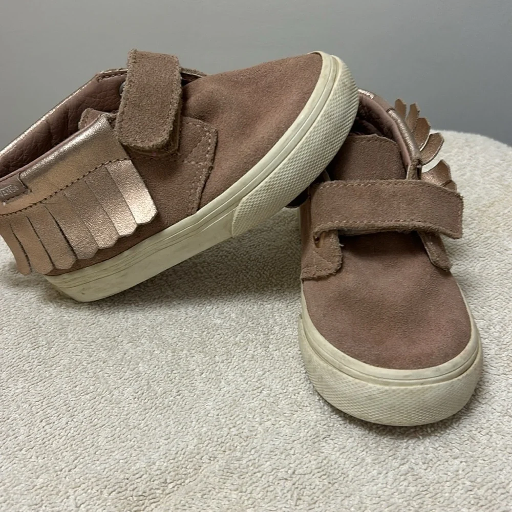 Vans fringe moccasin pink suede sneaker kids toddlers Slip In loop strap size 7